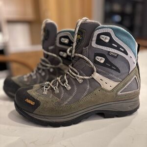 Asolo Women's Hiking Boots - Gray and Olive Goretex Vibram Sole / 10